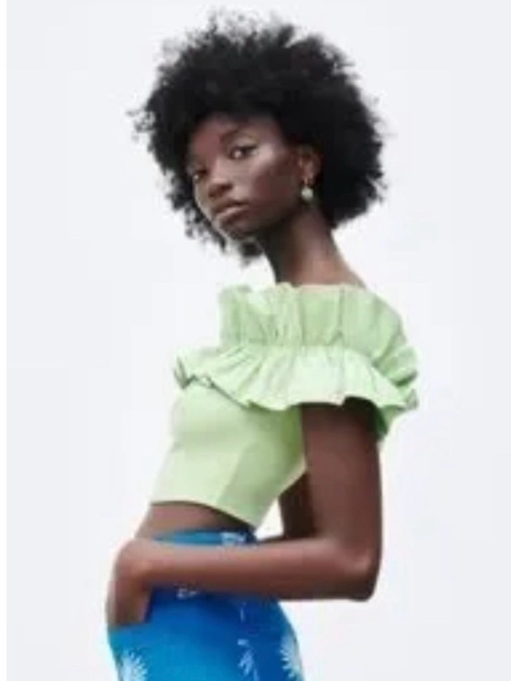 NWT Zara Light Green Off-Shoulder Ruffle Crop Top Size Small - Picture 3 of 7